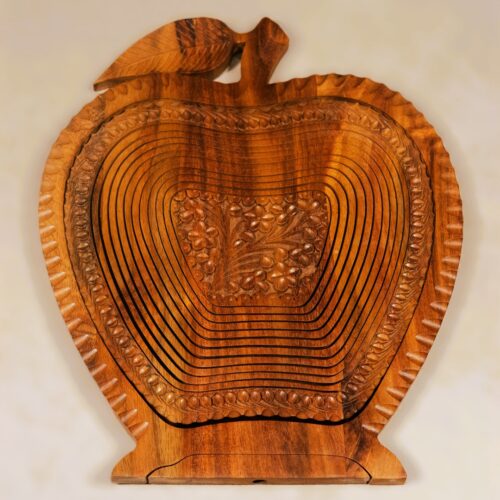 Appled shaped spring tray